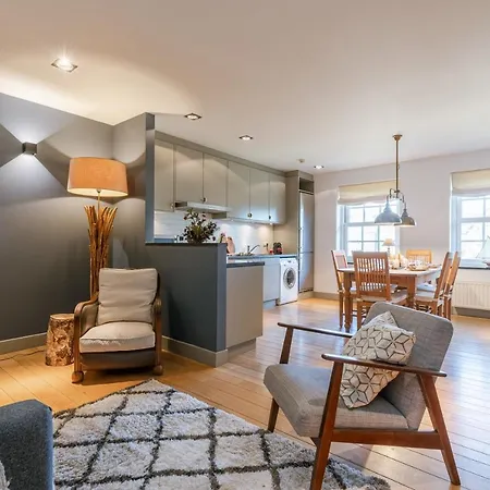 Apartman With Lake And Tennis Court Wavre